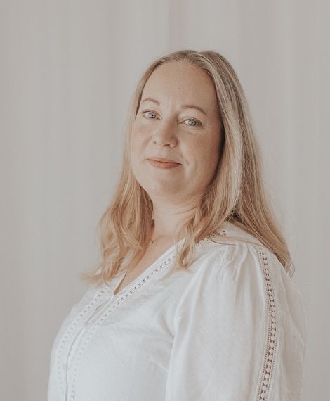Jenny Sandberg – OnnenOte Porvoo, raskaushierontaa tarjoava vyöhyketerapeutti