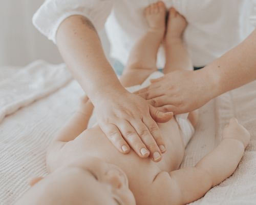 Yleisimpiä syitä vyöhyketerapeuttiseen vauvahierontaan